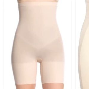 SPANX Higher Power Short
